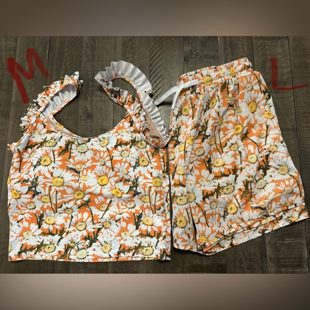 Kortni Jeane Daisies top and men’s bottoms